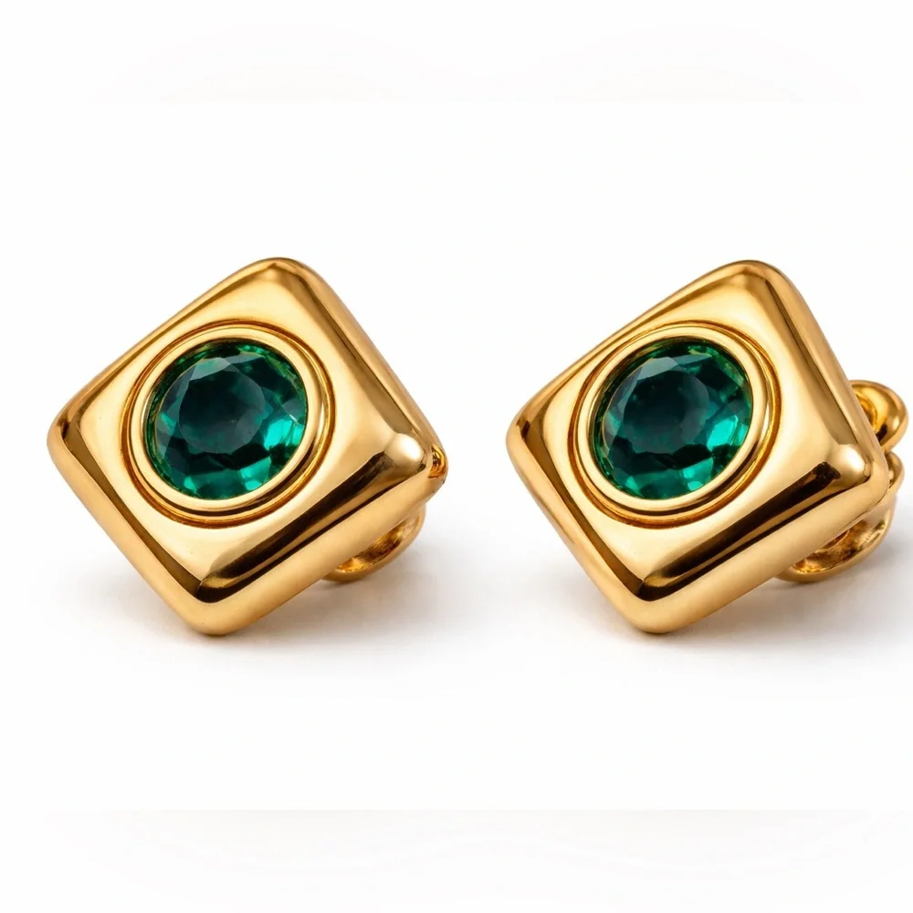 Vintage SAL Swarovski America Ltd Emerald Green Crystal Clip Earrings 1980s